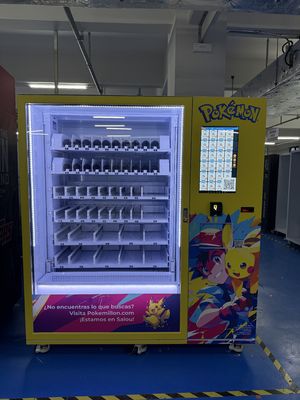Kullanışlı Alışveriş Deneyimi Brezilya Pokemon Otomatı Özelleştirilebilir Çıkartmalarla