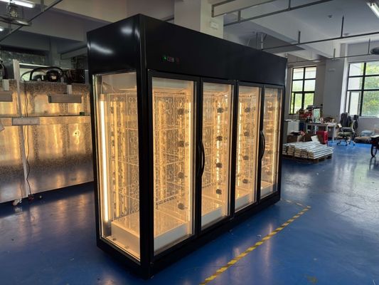 Yüksek trafikli yerler için akıllı çiçek dağıtıcısı, çoklu ödeme seçenekleri ve kullanıcı dostu arayüzü